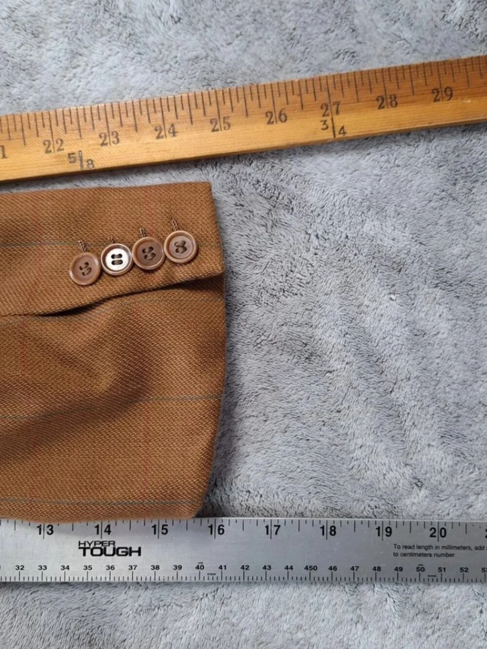 Luciano Barbera gently worn